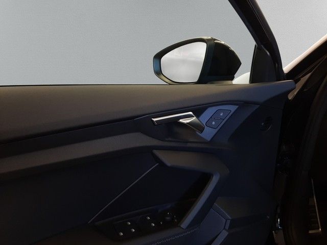 Fahrzeugabbildung Audi A3 Sportback S line 35TFSI Navi Sportsitze 17"