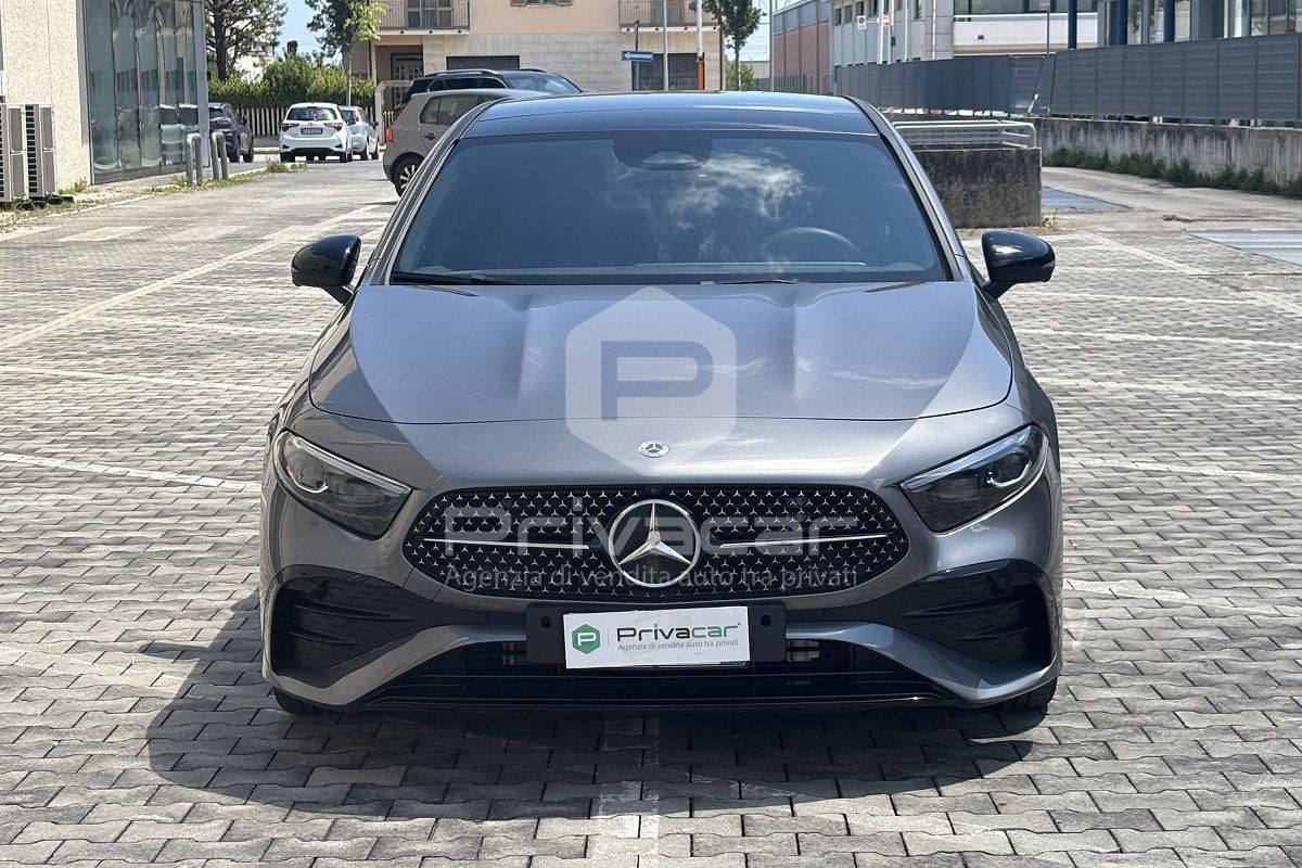 Mercedes-Benz MERCEDES A 180 d Automatic AMG Line Premium Plus imagem 2