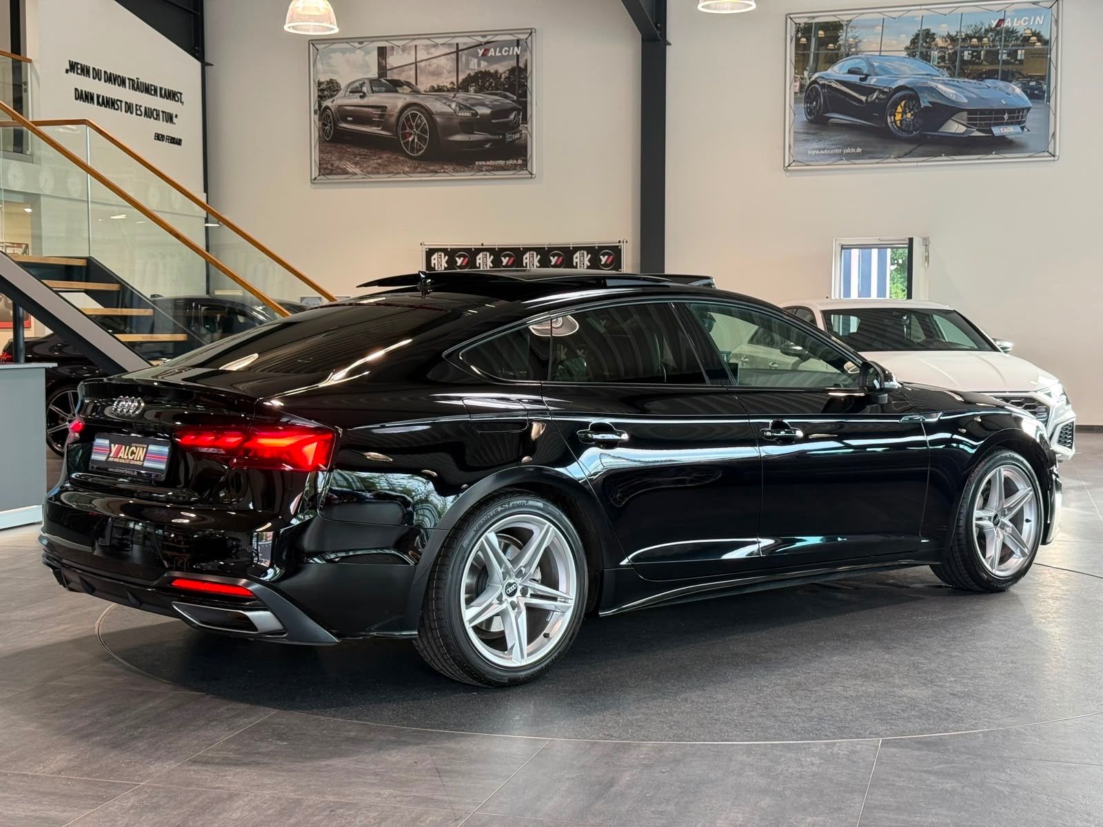 Audi A5 40 TFSI S tronic SB S-line 1.HA NAV ALL BLACK foto 3