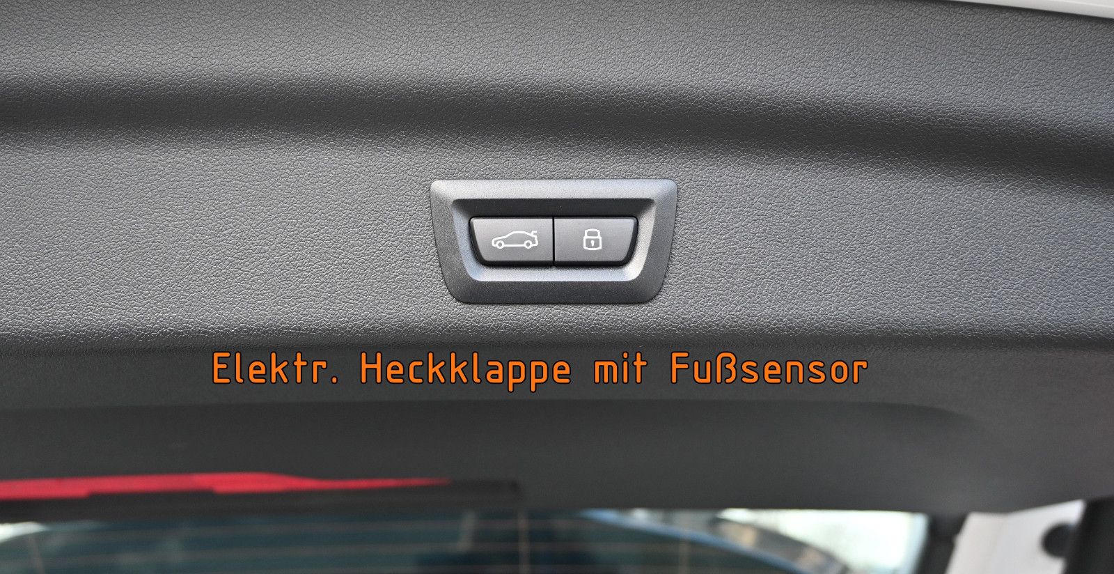 Fahrzeugabbildung BMW X1 xDrive25e Aut. °AHK°HEAD-UP°360°-KAM°MEMORY°