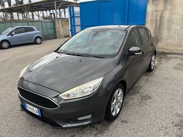 Ford Focus - 2