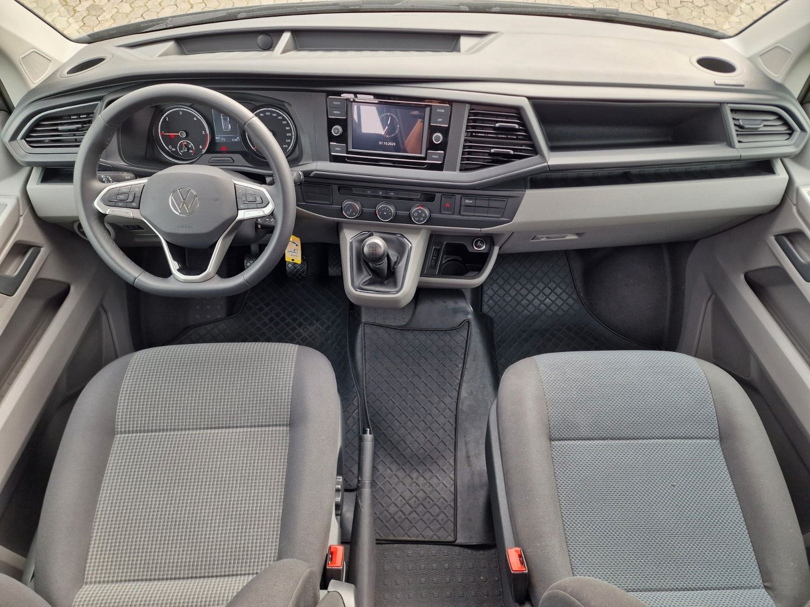Volkswagen T6.1 wie California AUFSTELLDACH KÜCHE ALLTAG foto 15