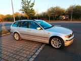 BMW 325i touring -