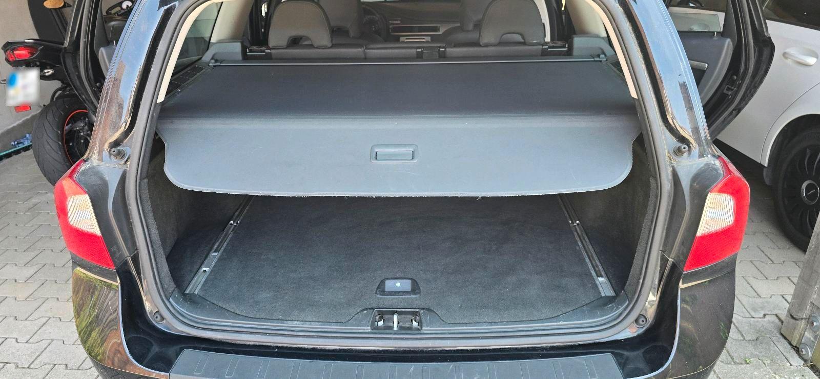 Volvo V70 2009 — photo 8