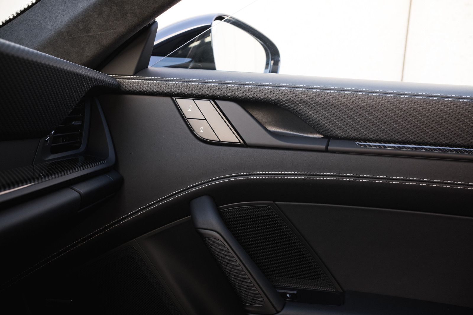 Fahrzeugabbildung Porsche 992/911 GT3 Touring-BOSE-Liftsystem-Keramik