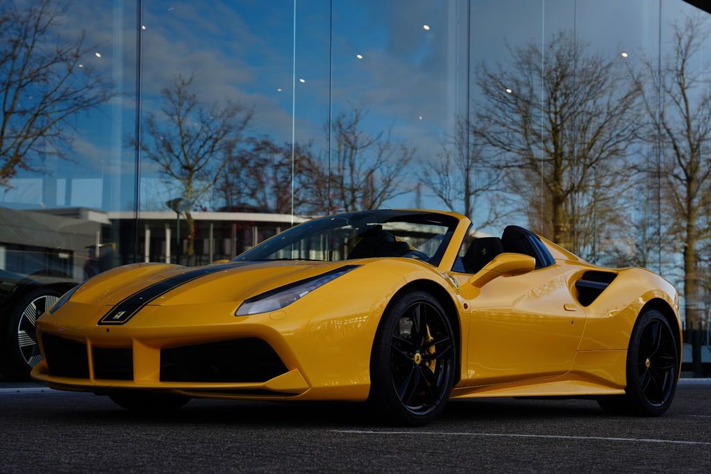 Image of Ferrari 488 Spider