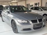 BMW 320i Touring/Kamera/SHZ/Klima/etc... - BMW 320 aus 2005: Kombi