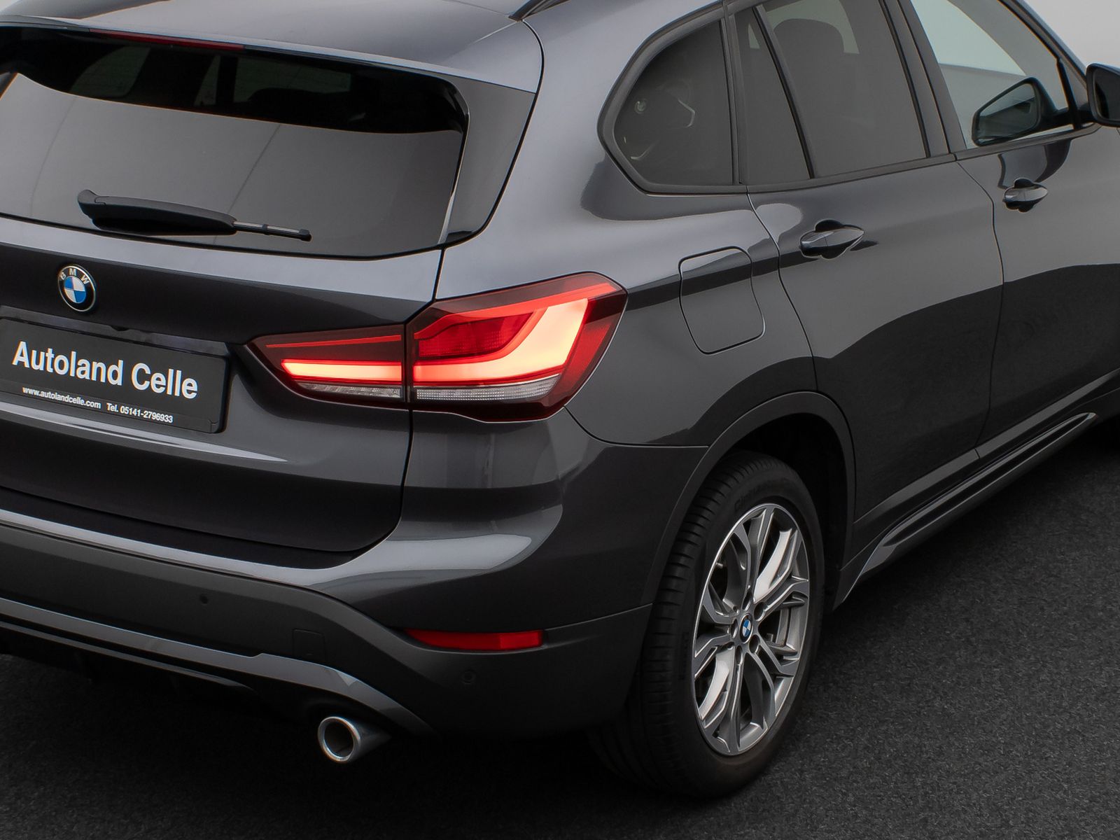 Fahrzeugabbildung BMW X1 xD20d Sport Line Kamera Panorama HUD DAB AHK