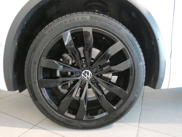 Tiguan Allspace 2.0 TSI R-Line 4Motion AHK PANO