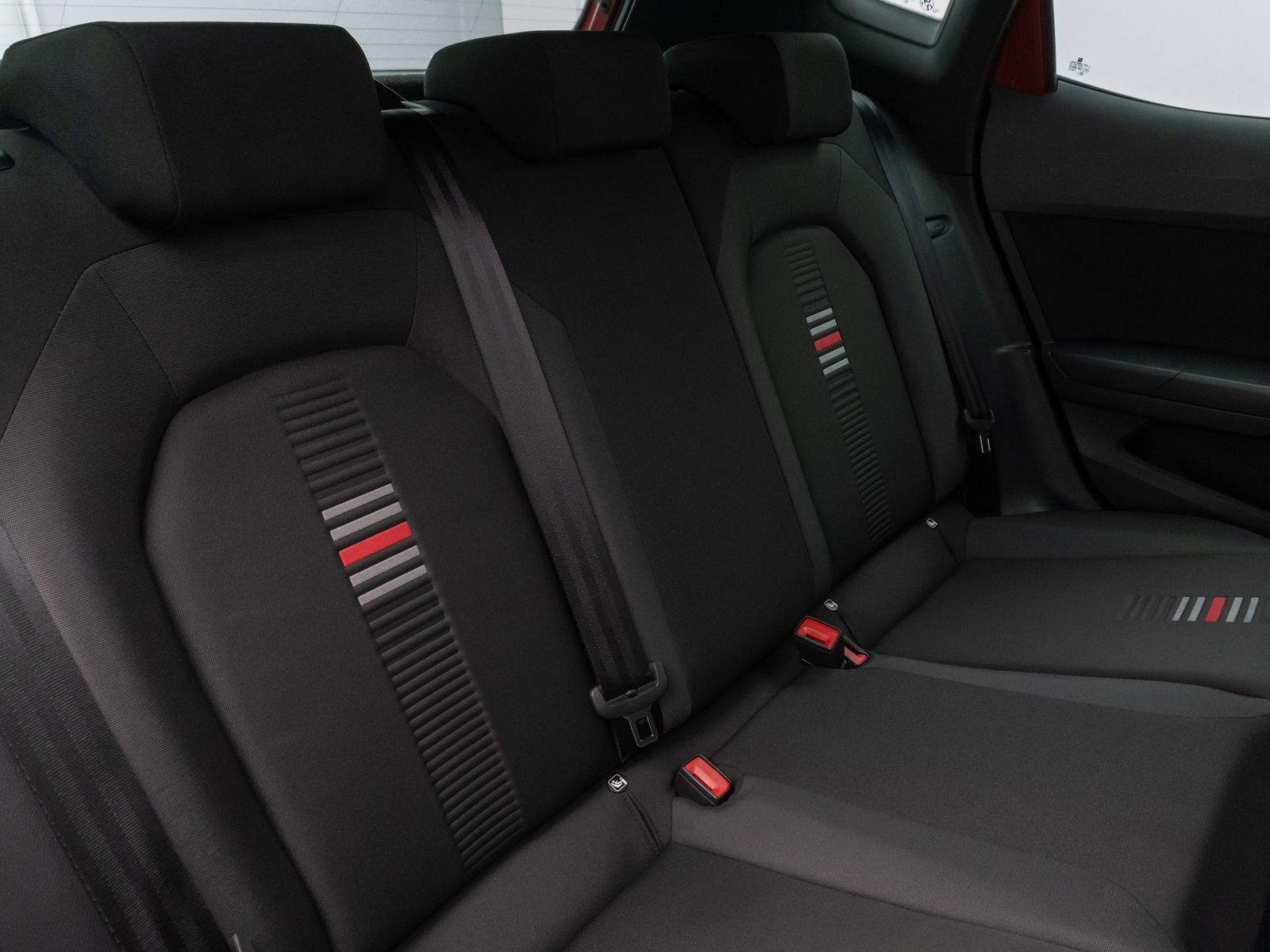Fahrzeugabbildung SEAT Arona FR 1.5 TSI Kamera LED Tempomat Sport