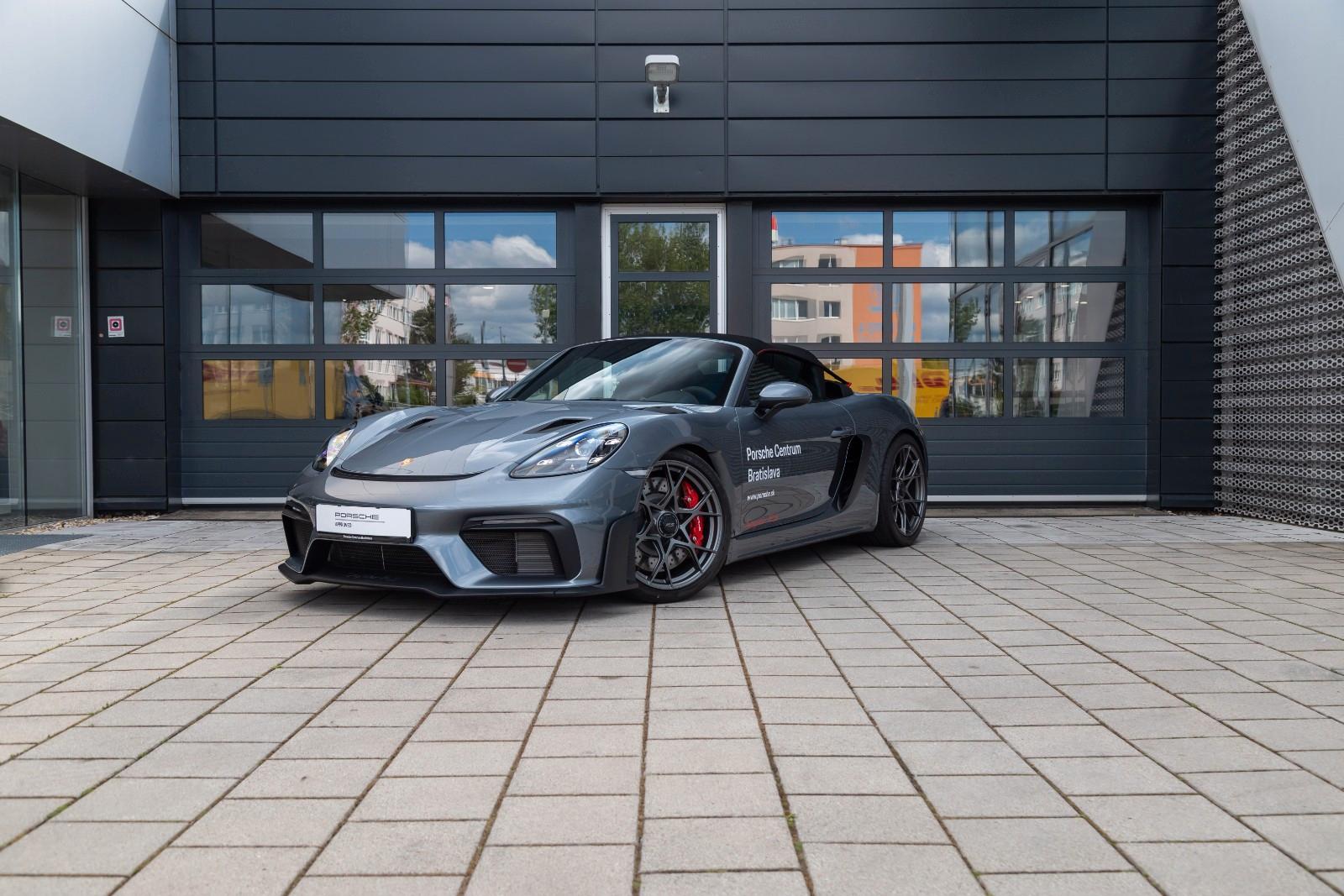 Porsche 718  Spyder RS