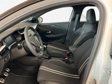Fotografie des Opel Corsa F GS Kamera LED Sitzheizg Allwetterreifen