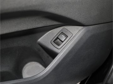 BMW X1 xDrive 18d M Sport 2.0 TDI 6-Gang LED Navi