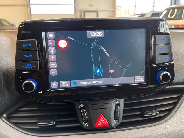 Hyundai i30 Premium *DCT*LED*NAVI*KAMERA*SHZ*CARPLAY*