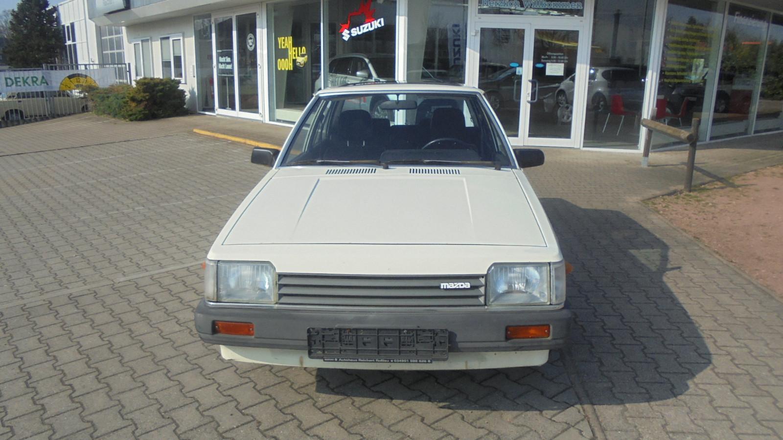 Mazda 323