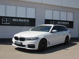 BMW 520 d xDrive M Sportpaket Live Cockpit HeadUp - mit Diesel-Antrieb: Weiß, Kombi, Sportpaket