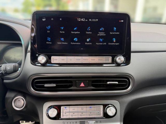 Fahrzeugabbildung Hyundai KONA Trend Elektro 2WD +NAVI+KLIMA+SHZ+RFK+PDC+U