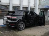 Porsche CAYENNE PLATINUM+SPORTDESIGN-ACC-PANO-ENTERTAIN