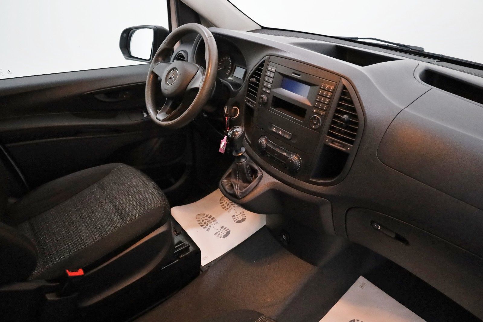 Fahrzeugabbildung Mercedes-Benz Vito Tourer 116 CDI Pro extralang 8 Sitzer,AHK