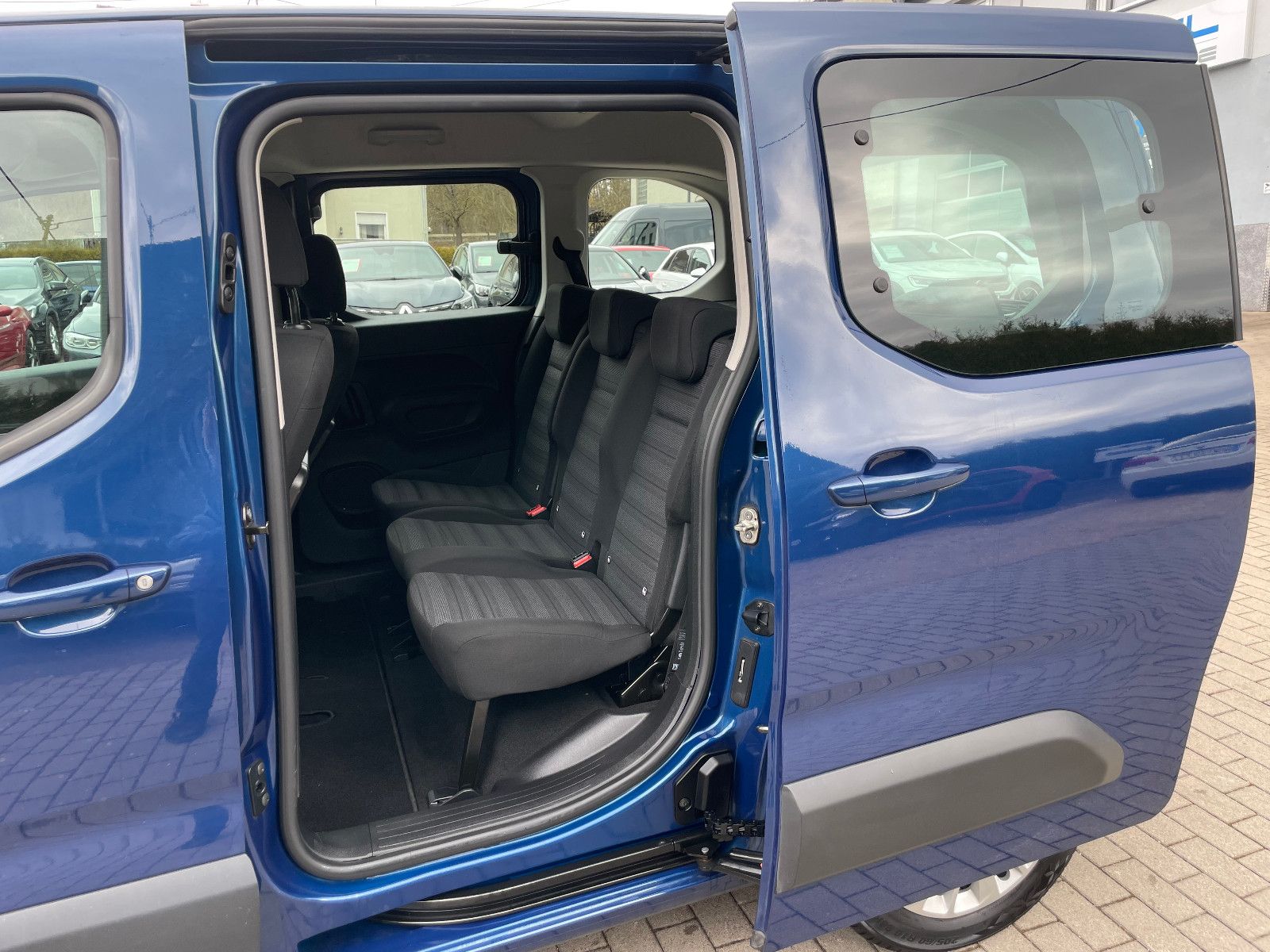 OPEL Combo Life, 2021, Benzin, 110 PS