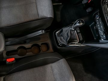 Opel Corsa F 1.2 Edition Komfort-Paket Sitzhzg. LED