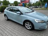 Volvo V40 T3 Auto. *Led *Navi  Selbstlenkend Camera - Volvo V40 von privat