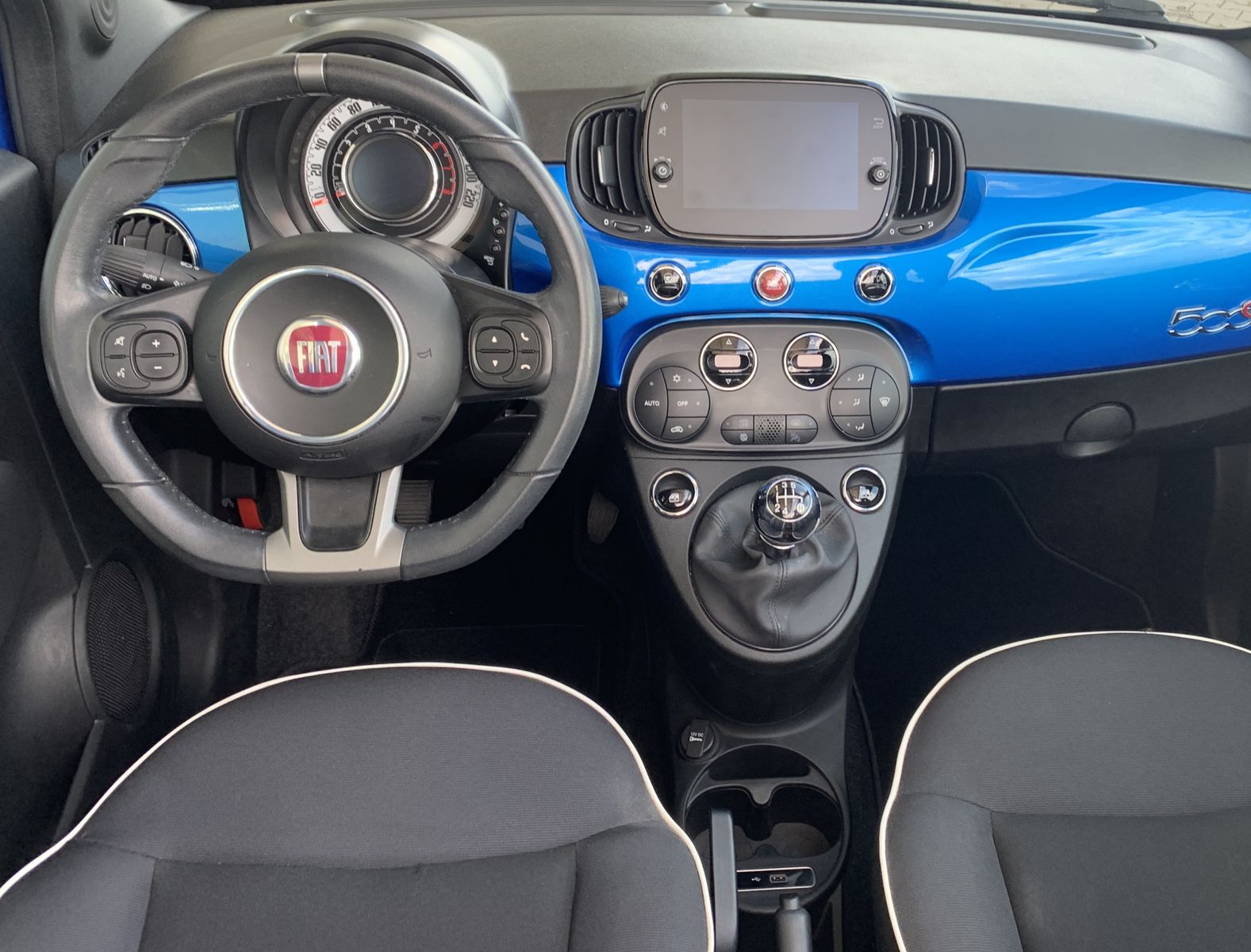 Fahrzeugabbildung Fiat 500C 1.2*Sport*LED*Temp*Klima*CarPlay*PDC*
