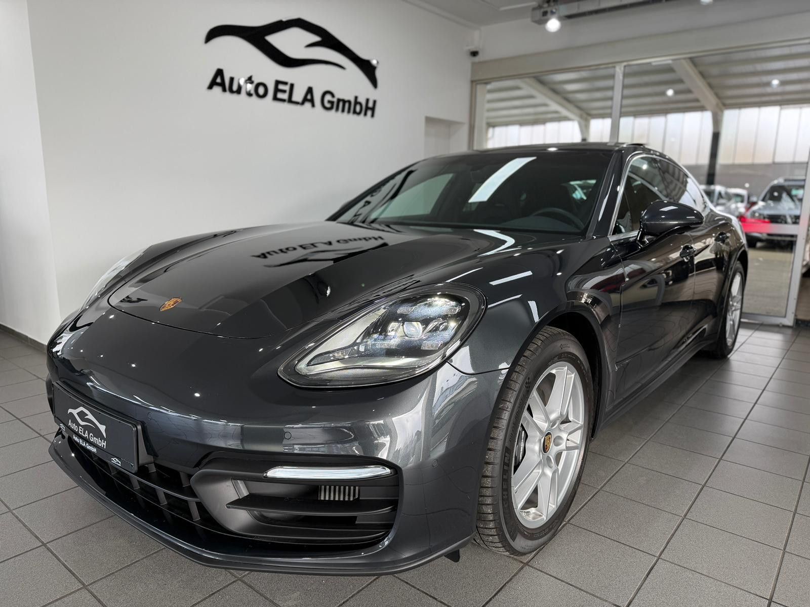 Porsche Panamera - 1