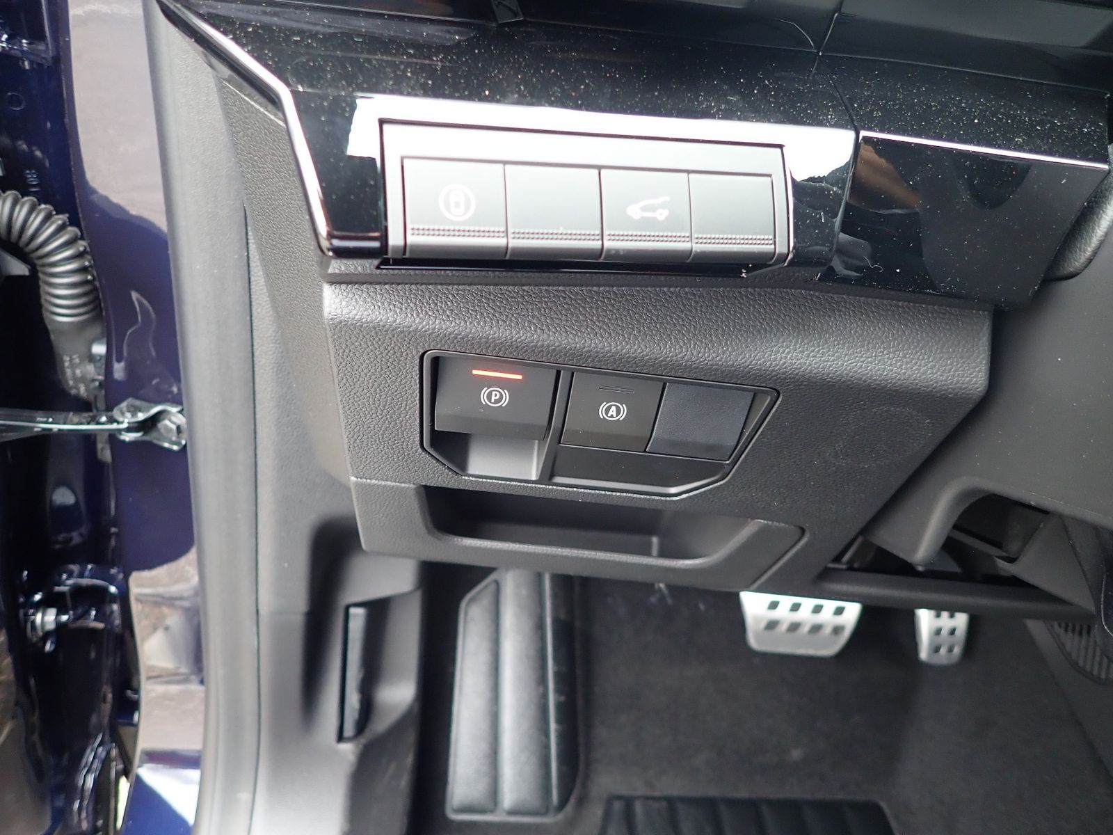 Fahrzeugabbildung Renault Espace 6 Esprit Alpine Full Hybrid E-Tech 200 5-