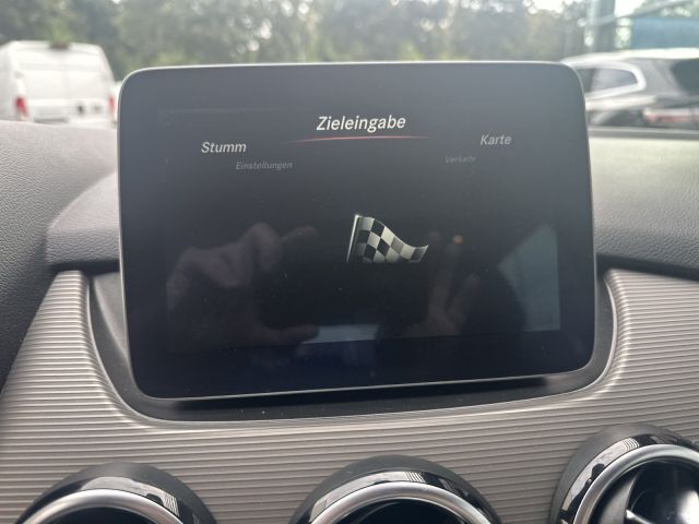 B 180 Style NAVI SITZHZG. TEMPOMAT WI-RÄDER