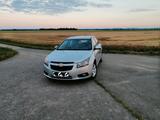 Chevrolet Cruze 1.6 LS Benziner LS - Chevrolet Cruze: 1.6