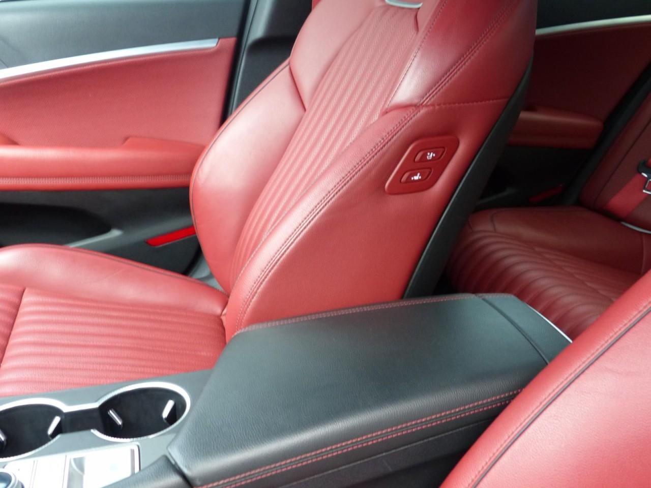 Genesis G70.ACC.AUT.KAMERA.PDC.LED.NAV.PDC.PANO Klima