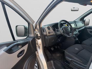 Renault Trafic - 11