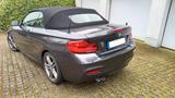 BMW 220i  Steptronic Sport, M Sport, BMW-Garantie ! - mit Benzin-Antrieb: Grau, Cabrio, Garantie