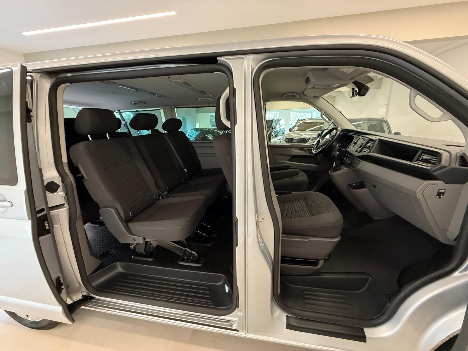 Volkswagen T6.1 Caravelle 4 Motion  DSG NAVI LED 8 SITZE