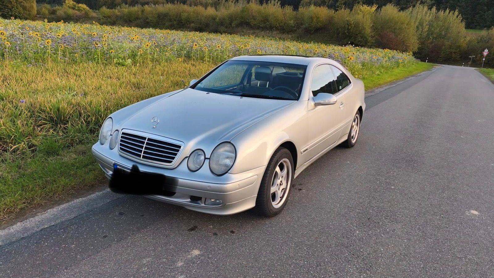 Mercedes-Benz CLK 230