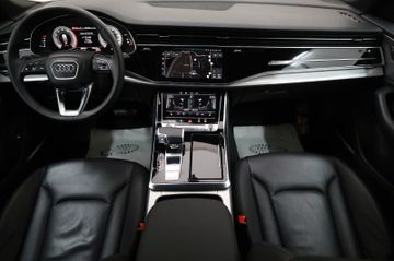 Audi Q8 - 4