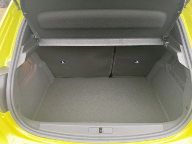 Foto Nummer 11: PEUGEOT 208