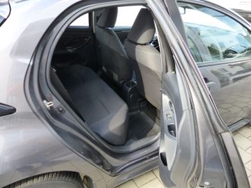Toyota Yaris - 7