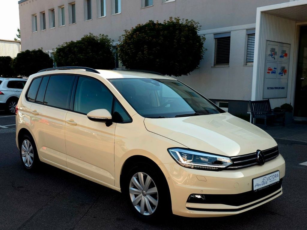 Image of Volkswagen Touran