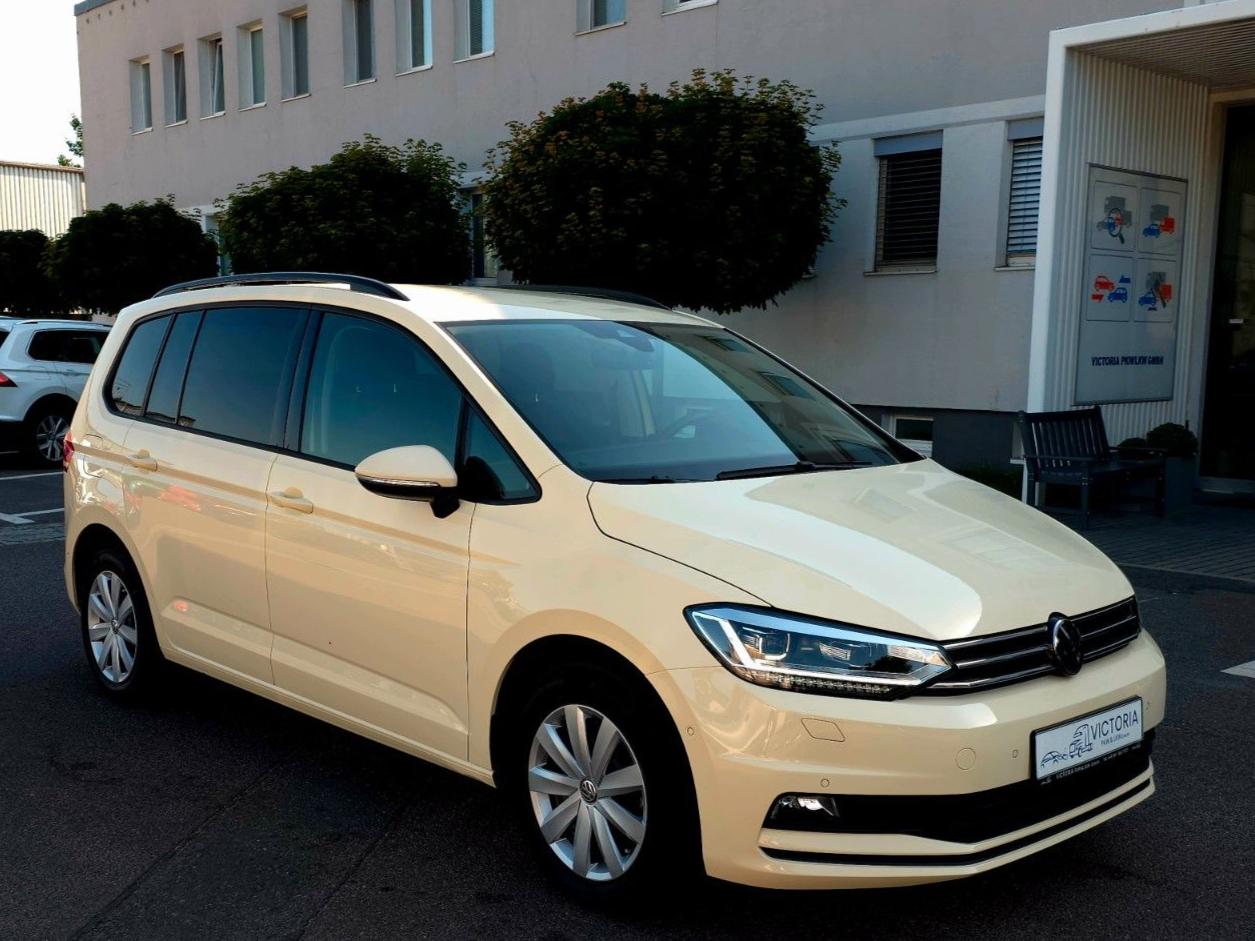 Volkswagen Touran 2.0 TDI SCR DSG*KAM*7-Sitzer*NAVI*LED*SHZ