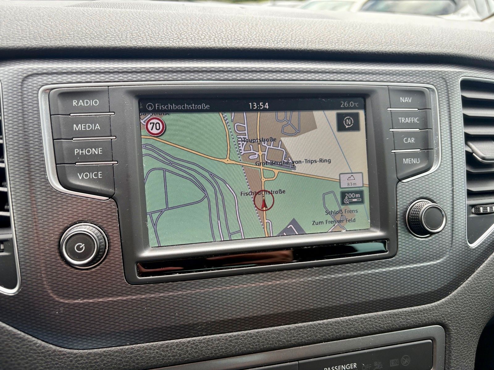 Fahrzeugabbildung Volkswagen Golf Sportsvan VII 1.6 TDI Lounge Navi PDC SHZ