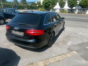 Audi A4 - 4