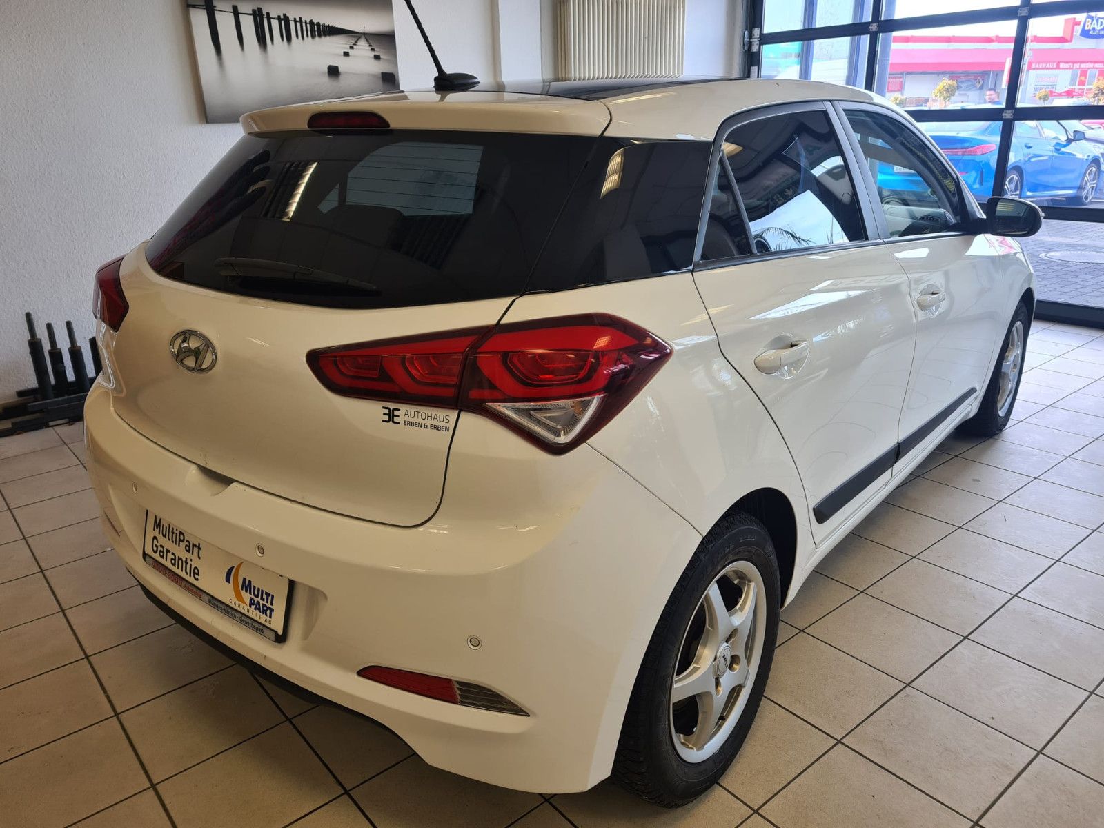 Fahrzeugabbildung Hyundai i20 Style / KLIMA / PANORAMADACH/GARANTIE