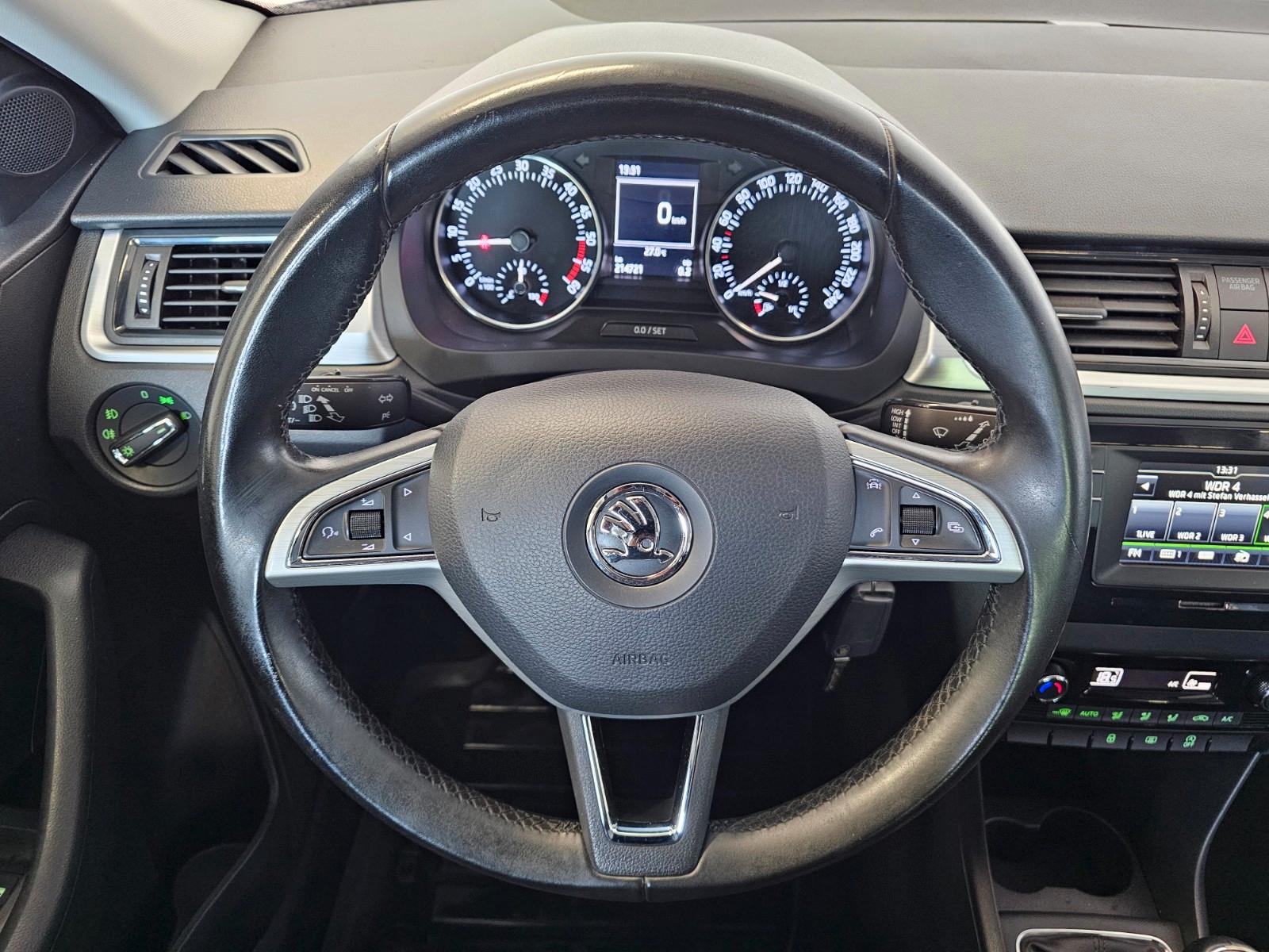 Skoda Rapid 2015 — photo 14