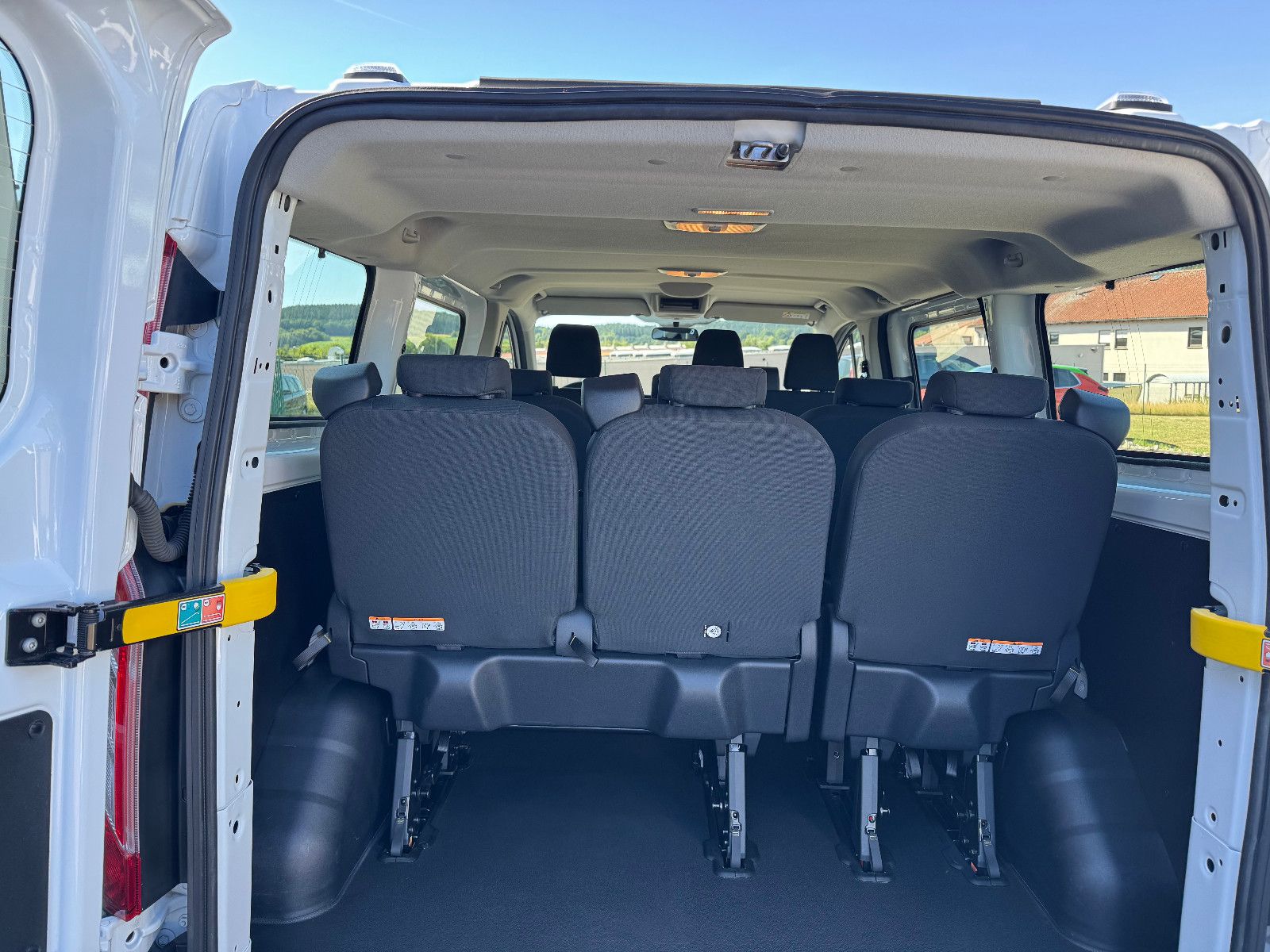 Ford Tourneo Custom 8 Sitzer foto 3