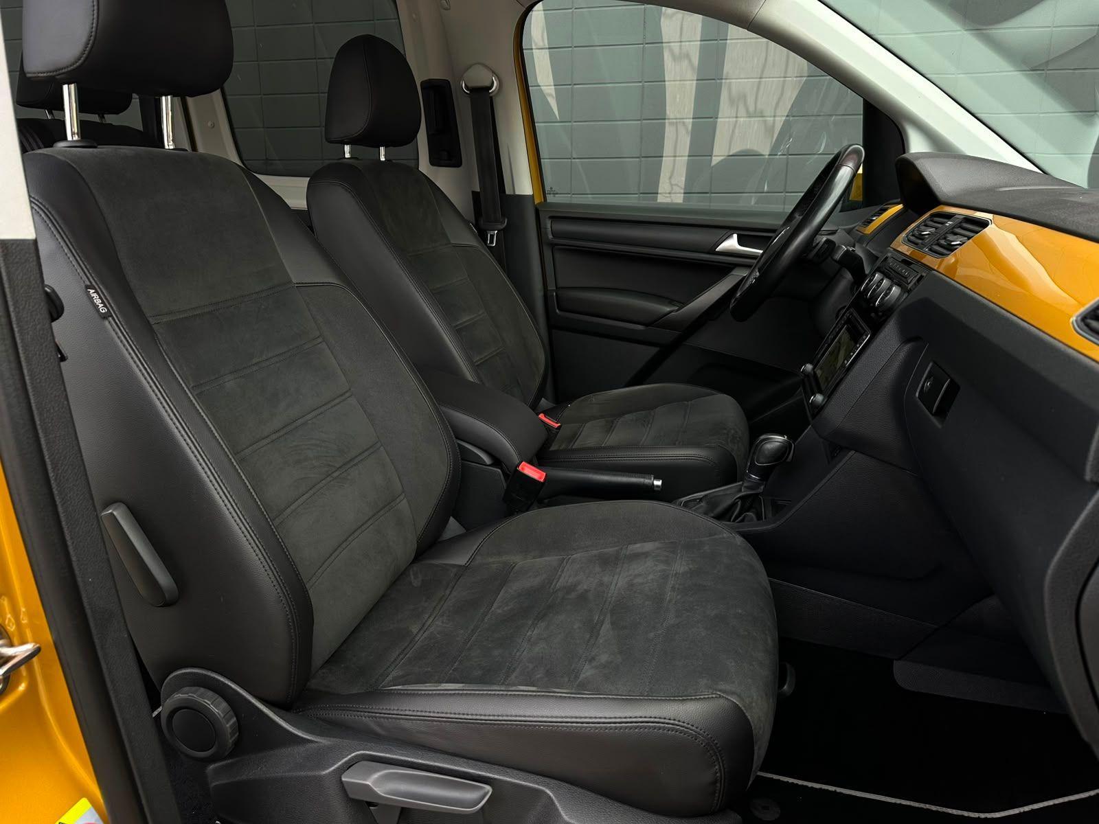 Volkswagen Caddy Maxi 2.0TDI HIGHLINE 4M 7SITZE#AHK#SHZ#NAV