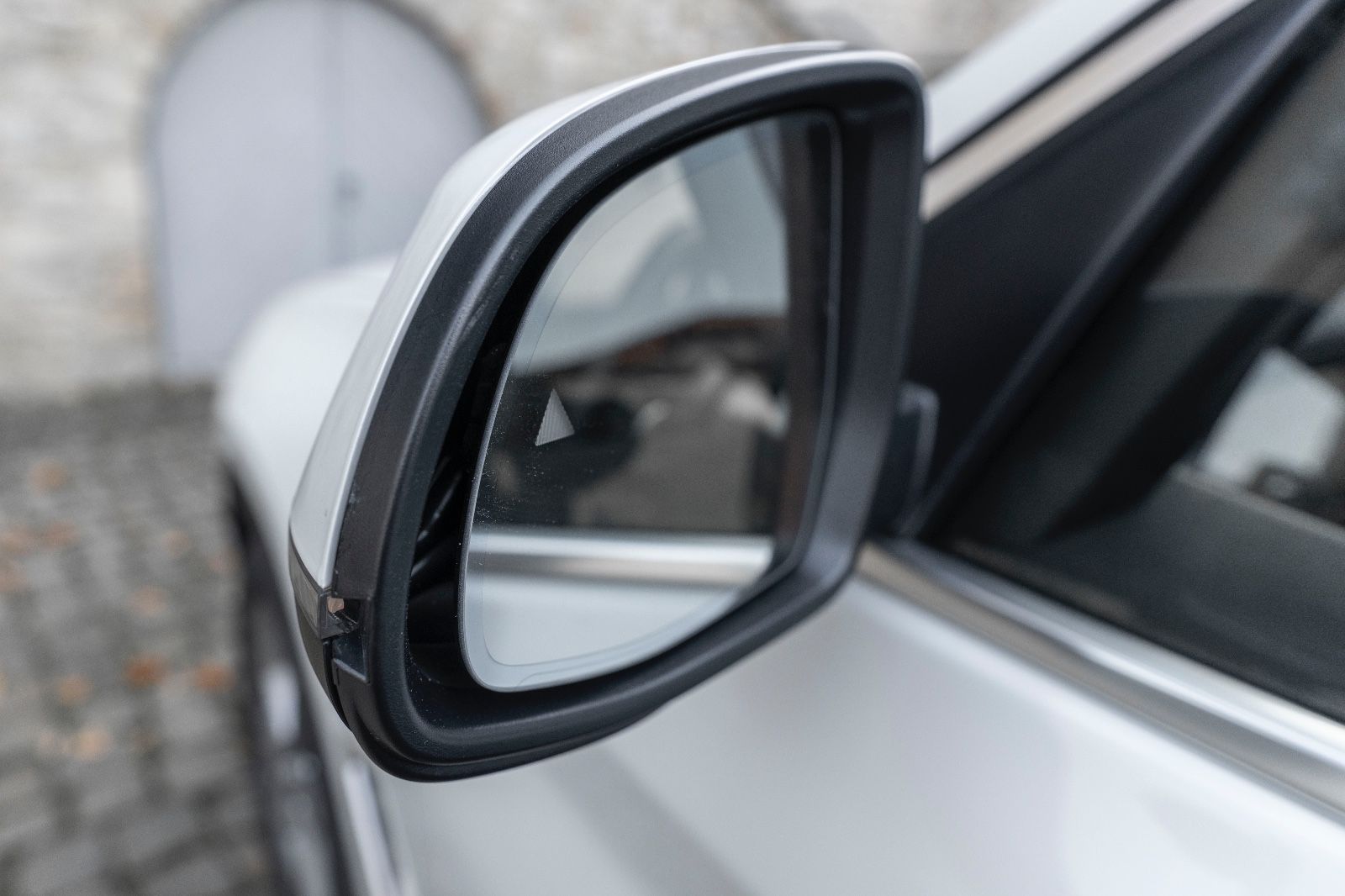 Fahrzeugabbildung BMW X3 xDrive30i HUD LED HIFI KAM NAV PANO SITZH