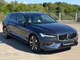 Volvo V60 T4 Inscription *Navi*HUD*PANO*LEDER*19 Zoll - Volvo V60 von privat