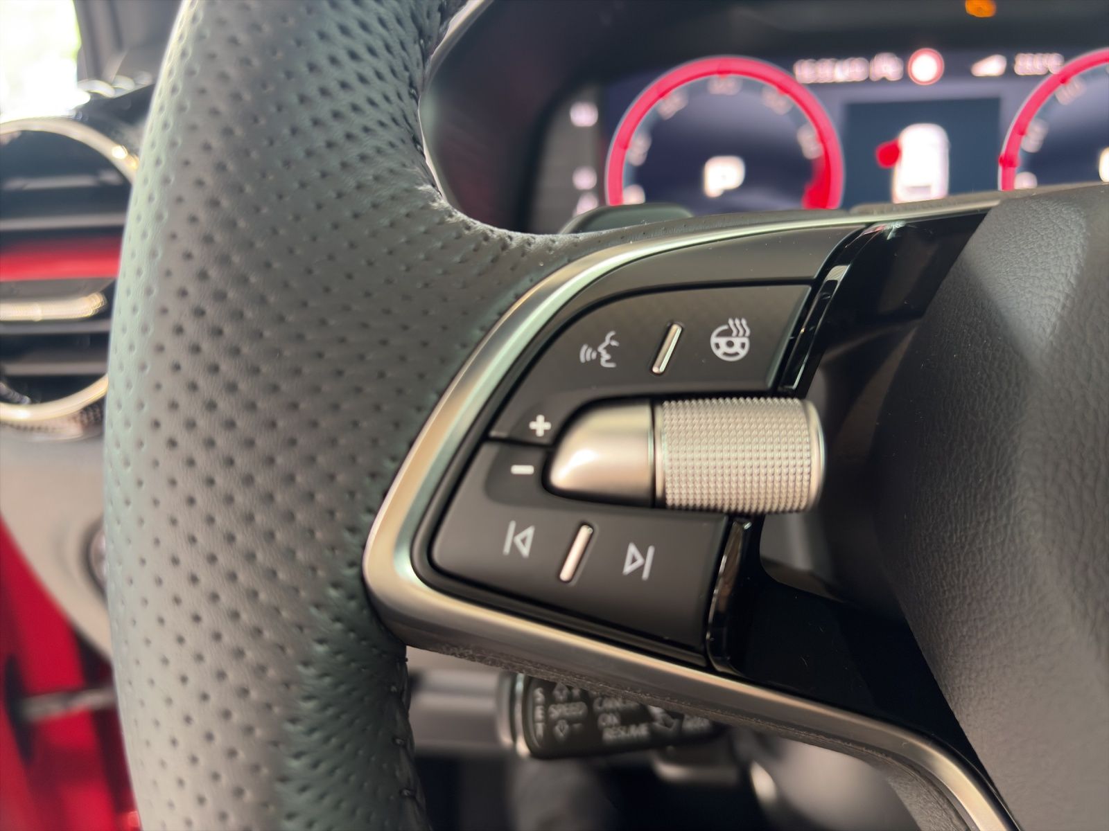 Fahrzeugabbildung SKODA Fabia Monte Carlo 1.5 TSI DSG LED ACC